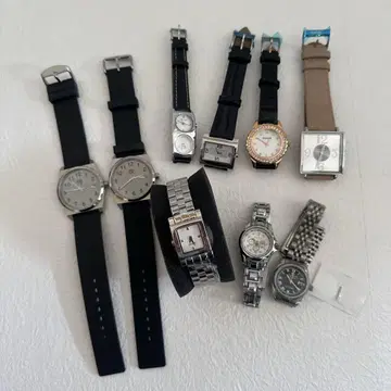 미사용 새상품 여성용 손목시계 묶음 판매 (배터리 방전)