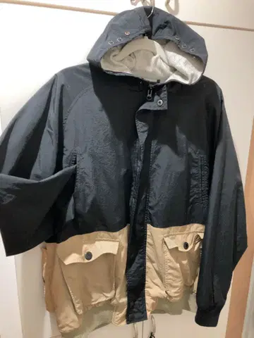 CROOKS & CASTLES 마운틴 파카 L 사이즈