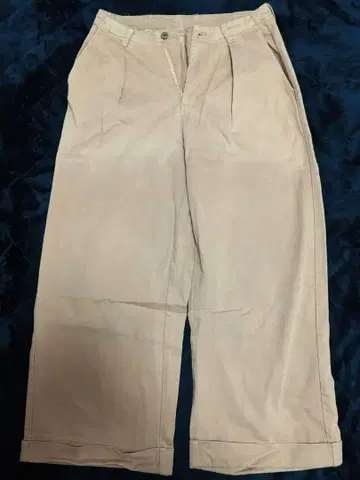 베이지 와이드 핏 치노 팬츠