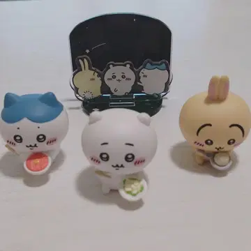 치이카와 (먼작귀) 아크릴 스탠드 & 모구모구 파티 하치와레 토끼