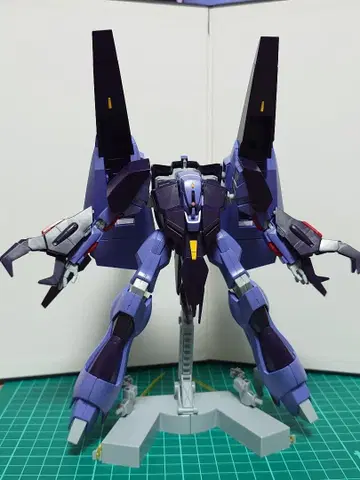 HG 멧사라 조립 완성품