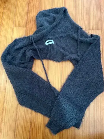 VIAVANDA 복슬복슬 후드 가디건