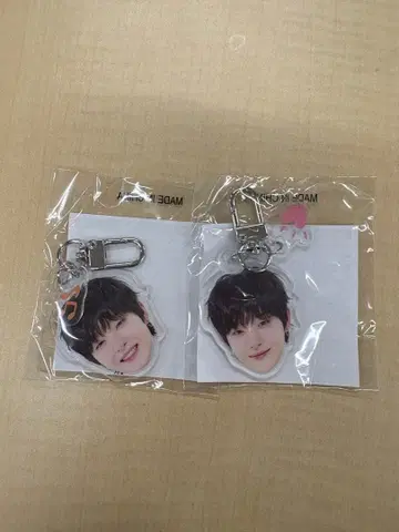 지훈 얼굴 아크릴 키링 희열