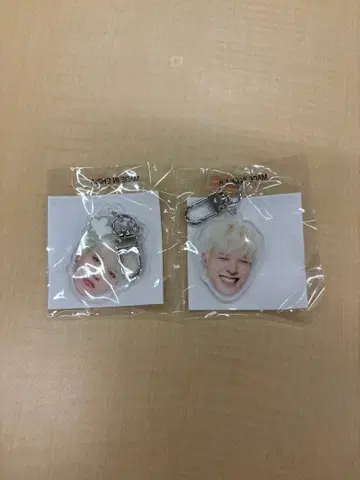 정환 얼굴 아크릴 키링 즐거움 분노