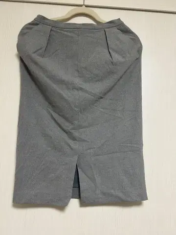 스트로베리 필드 스커트