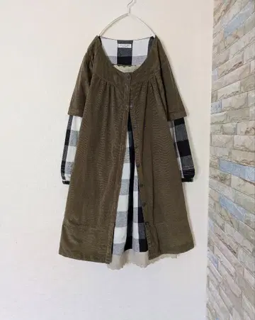 올리브 컬러 코듀로이 레이어드 스타일 튜닉 원피스