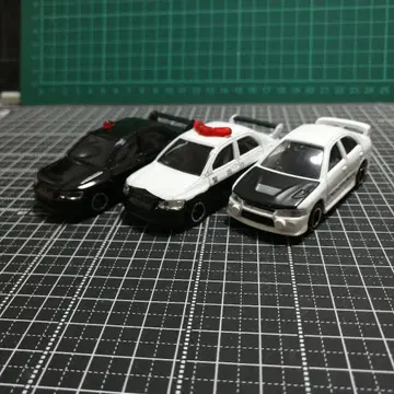 토미카 미쓰비시 랜서 에볼루션 순찰차 이토요카도 토미카 박람회 단종