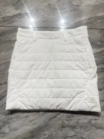 아디다스 골프 퀼팅 충전솜 스커트 xs 다운