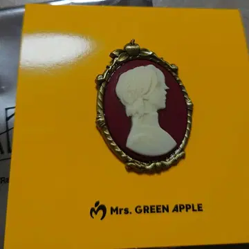 미세스 그린애플 바벨탑 카메오 핀즈 빨간색
