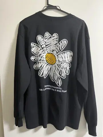 BARON NoiR 블랙 롱T 꽃 자수