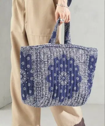 미사용품 SHIPS MALUS: 반다나 퀼팅 빅 토트 백