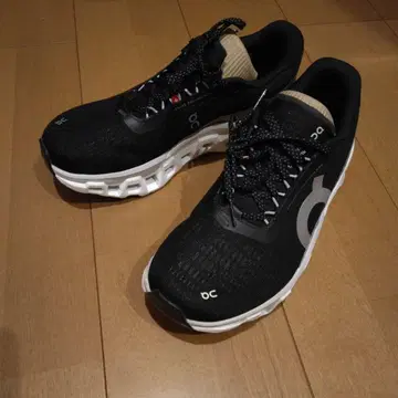 On Cloudmonster2 러닝화 블랙