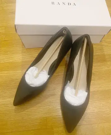 RANDA [ 달릴 수 있는 슬림 레그 펌프스 ] 아치핏 펌프스