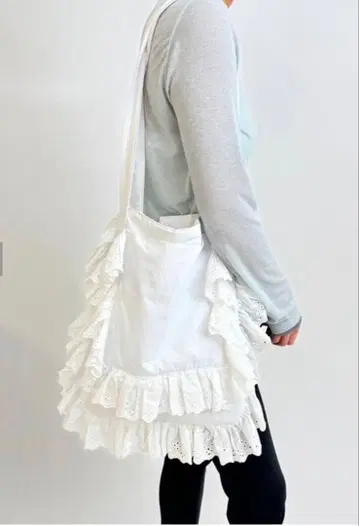 edit for lulu 레이스 프릴 백