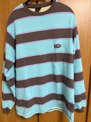 Flip The Script 스트라이프 트레이닝복 L