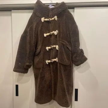 브라운 보아 더플 코트 후드 부착