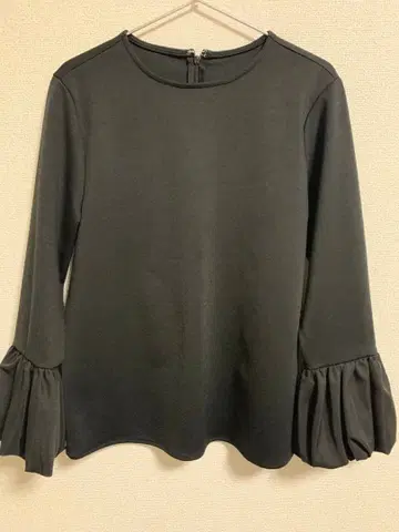 벌룬 슬리브 티셔츠