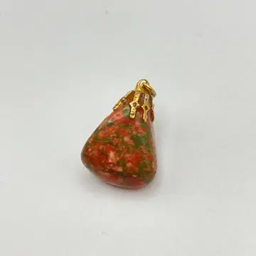 펜던트 탑 앤티크 빈티지 유품 정리 미니멀리스트 색석 골드 컬러