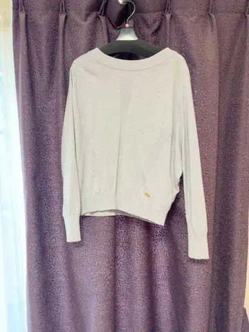 BLUE LABEL CRESTBRIDGE 니트 긴팔 라이트 그레이