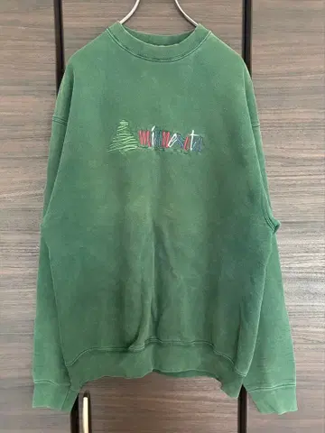 [ FRUIT OF THE LOOM ] USA제 자수 맨투맨