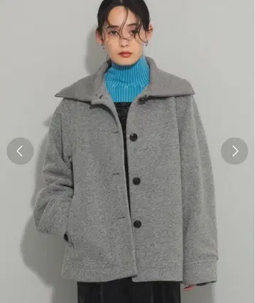 Ray Beams 리브 옷깃 하프 코트