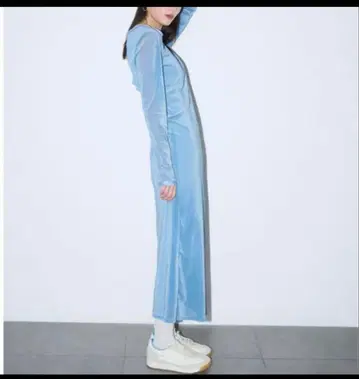 emmi 벨로아 튤 원피스 BEG