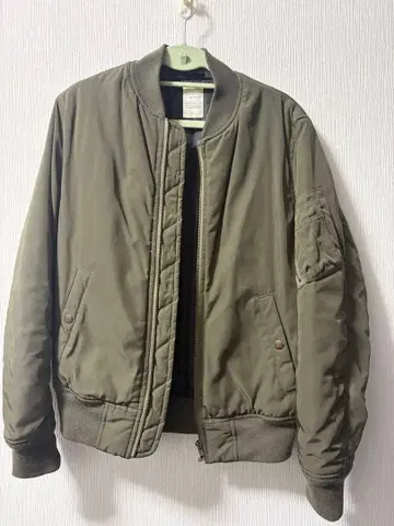 올리브 그린 MA-1 플라이트 자켓