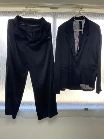 블랙 팬츠 셋업