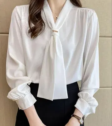 보타이 블라우스 여성용 V넥 수트 미사용 얼룩 없음 즉시 구매 가능