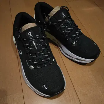 하자 있음 On Cloudflyer