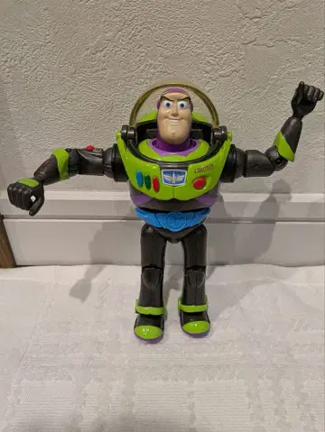 디즈니 토이스토리 블랙 버즈 라이트이어 피규어 마텔사