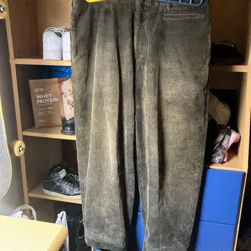 brisbane moss 코듀로이 와이드 팬츠 올리브