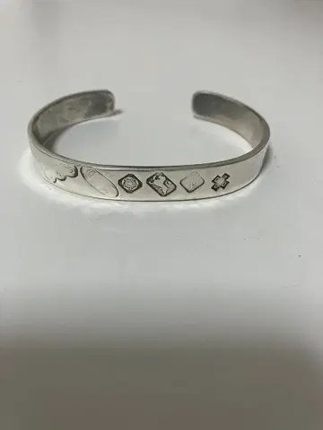 영국 실버 뱅글 2000년 밀레니엄