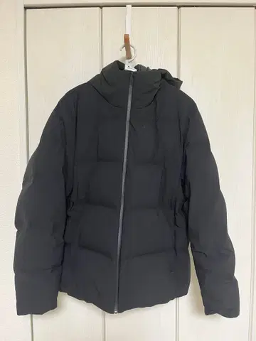 UNIQLO 심리스 다운 자켓