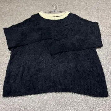 DOOPZ 복슬복슬 니트 오버 사이즈