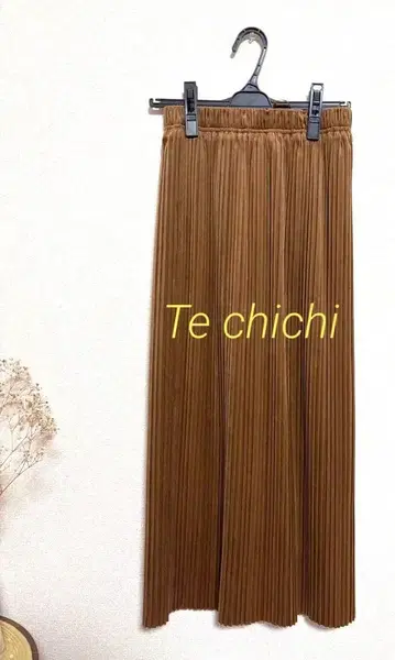 [새상품급] [Te chichi] 브라운 기모 플리츠 스커트