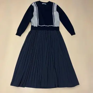 새상품급! RADIATE 네이비 그레이 원피스