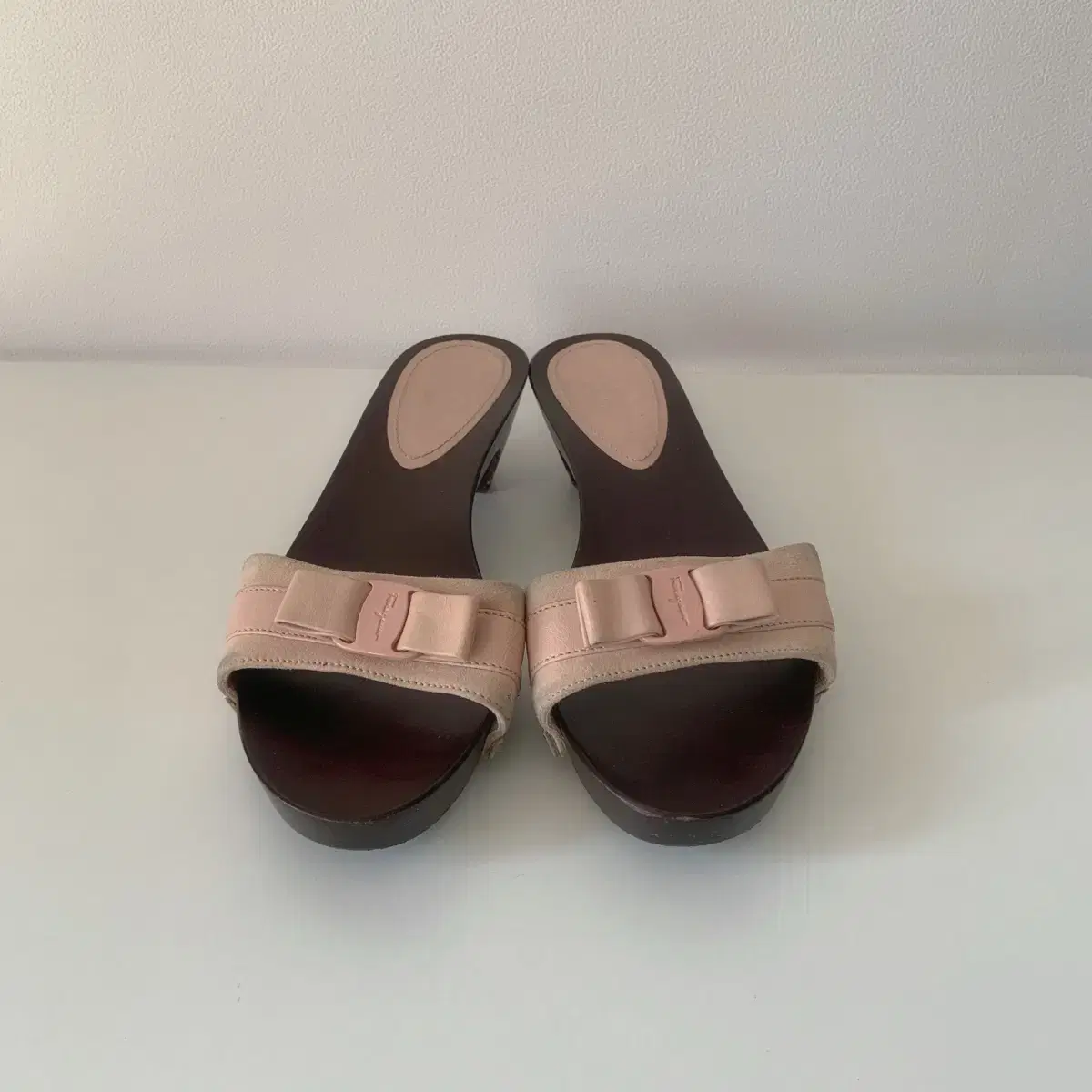 230 Ferragamo Ribbon Mule Sandals Pink made in Italy