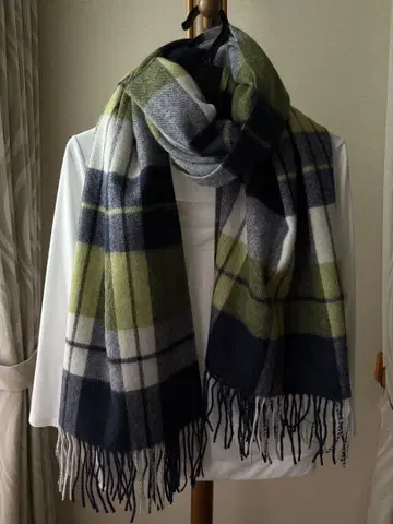 리플렉트 그린 x 네이비 빅 패턴 체크 머플러