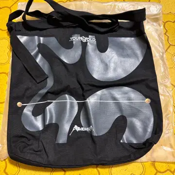 SixTONES YOUNGOLD 토트백