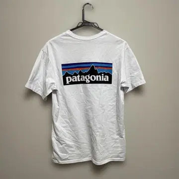 Patagonia 백 로고 T셔츠