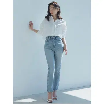 라이트 블루 스트레이트 데님