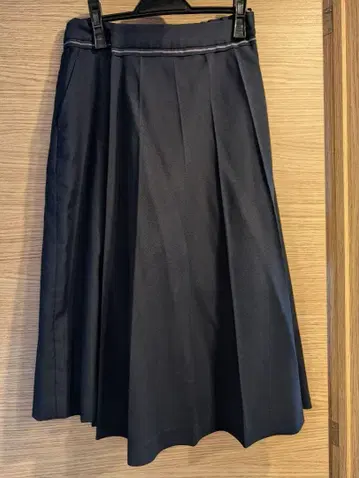 플리츠 큐롯 스커트