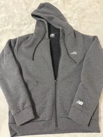 New Balance 그레이 집업 후드티