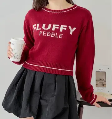 이번 주말까지 한정판 Chico 로고 자카드 라인 니트 거의 미사용 상의