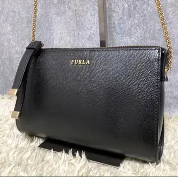 [새상품급] FURLA 훌라 숄더백 가죽 블랙 LUNA