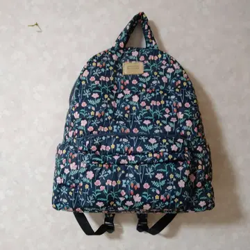 꽃무늬 네이비 백팩 vovarova