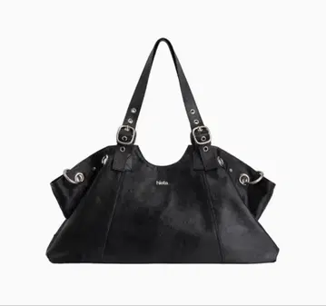 차가운 블랙 숄더백