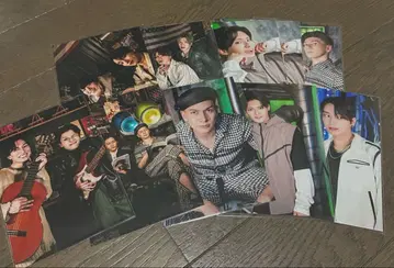 RESISTANCE VERSUS 굿즈