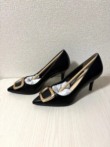 [ 새상품 ] RANDA 블랙 펌프스 골드 버클 포함
